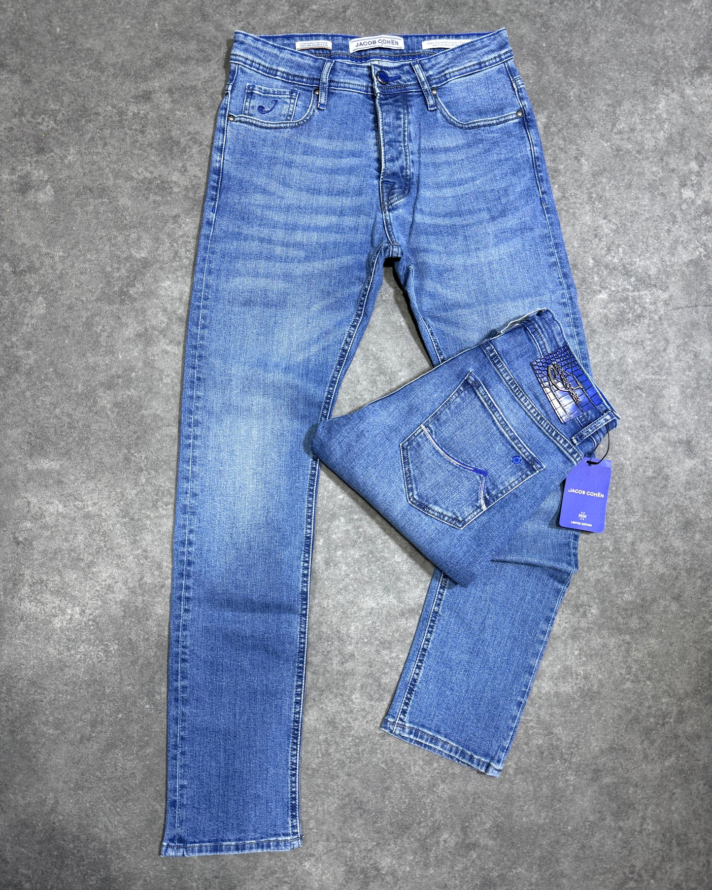 JACOB COHËN jean bleu délavé