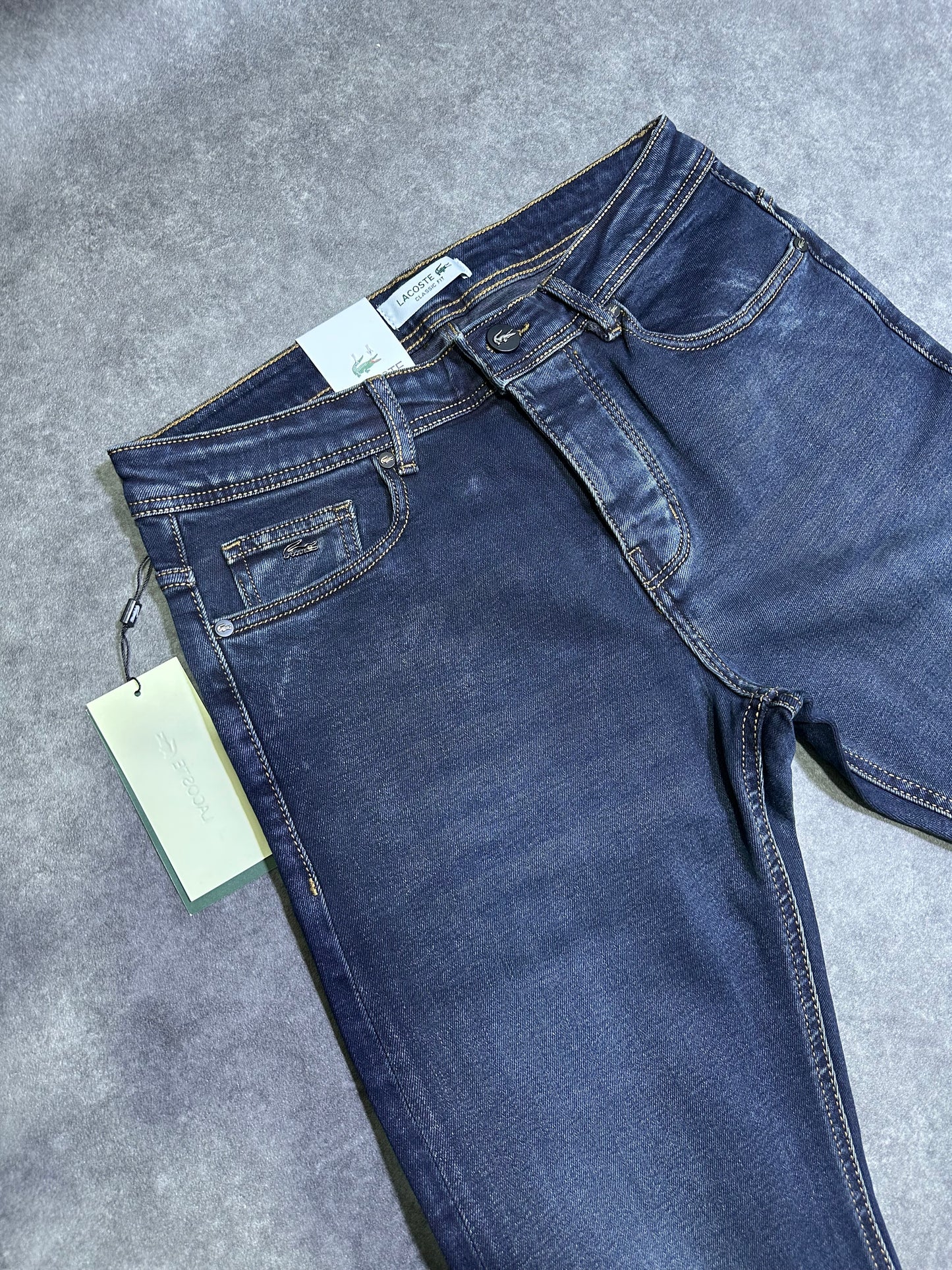 LACOSTE jean bleu derty