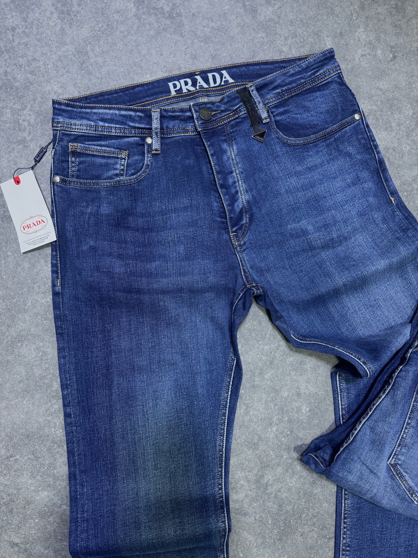 PRADA jean bleu