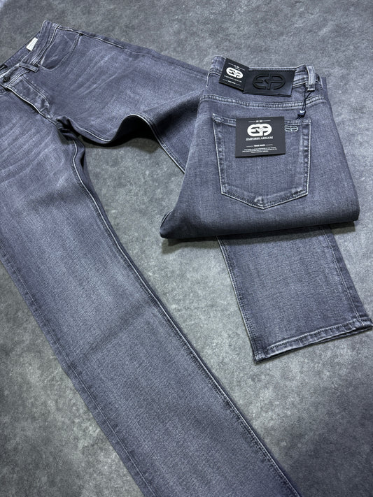 Armani gris